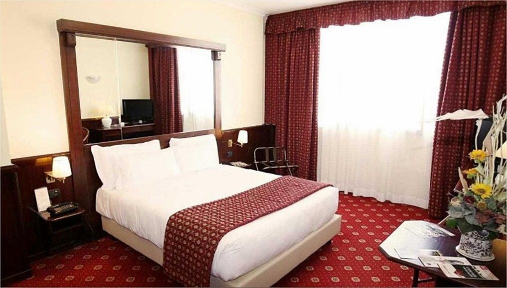 Hotel Regent Roma Ngoại thất bức ảnh